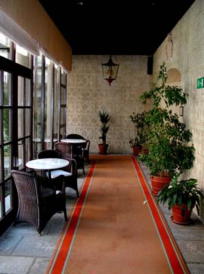 13-avila-2-04