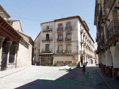 08-jaca-04