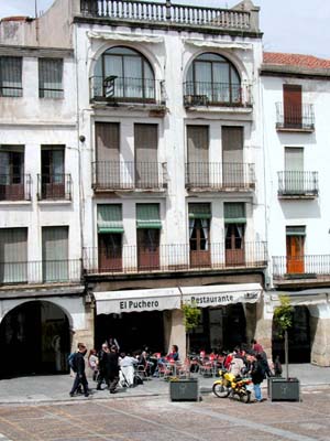 04-caceres-03
