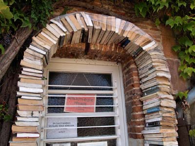 lavaur-pa082704a